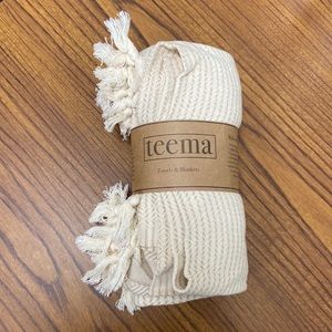 The Tan Diamanté towel/throw by Teema